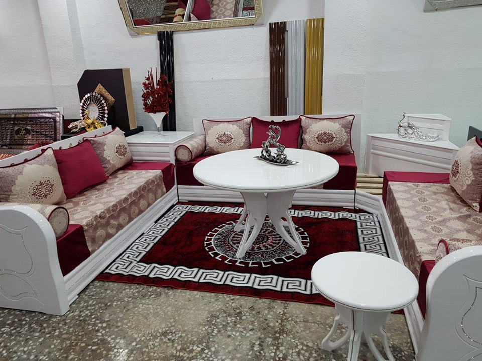 housse rouge beige